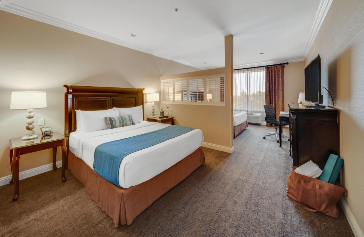 Ayres Hotel & Spa Moreno Valley/Riverside Экстерьер фото